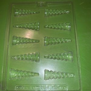Unicorn mold